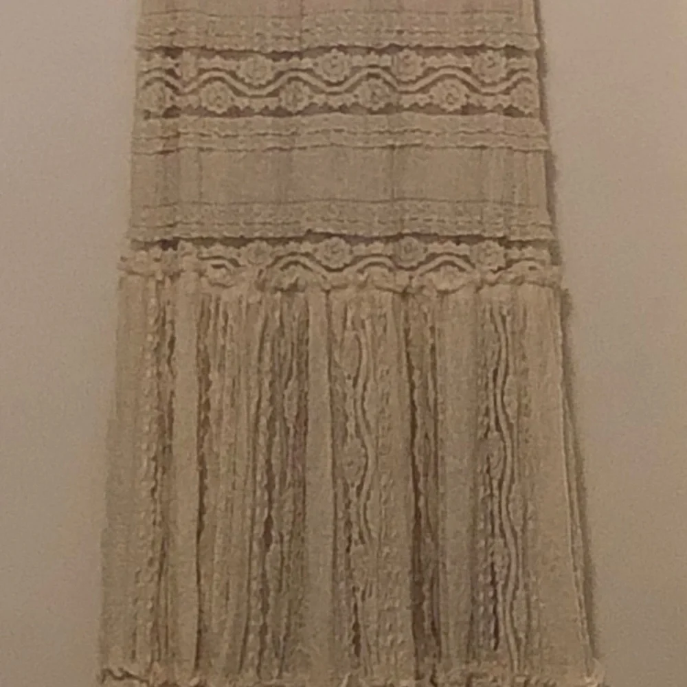 Willow and Clay Lace Maxi Still in great condition ♥️ - Picture 3 of 3